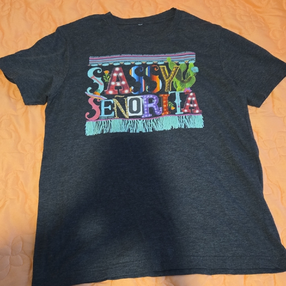 Sassy Senorita Grey T-shirt Unisex Medium